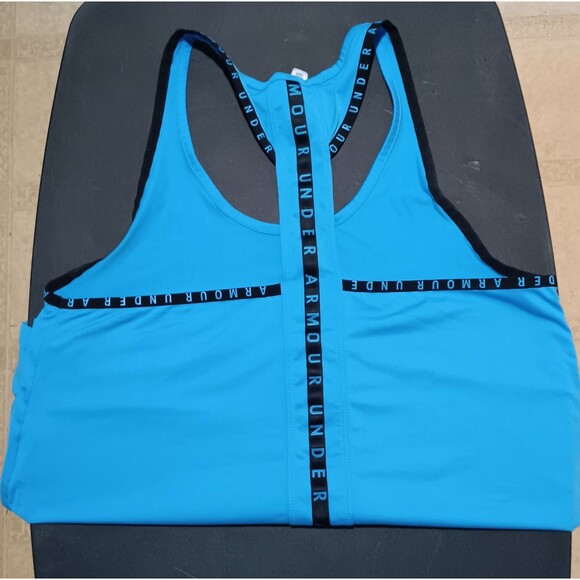 Underamour exercise tank top - Picture 3 of 4